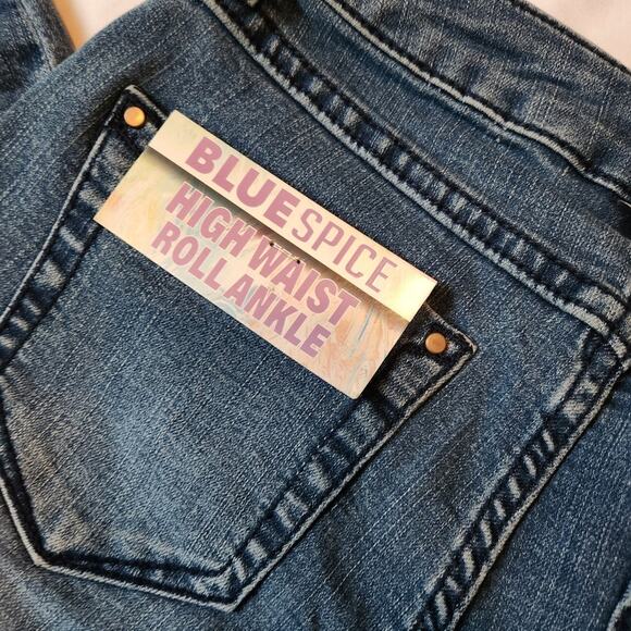 NWT Ultra Soft High waist Roll Ankle Skinny Jeans Size 1 - Picture 4 of 8